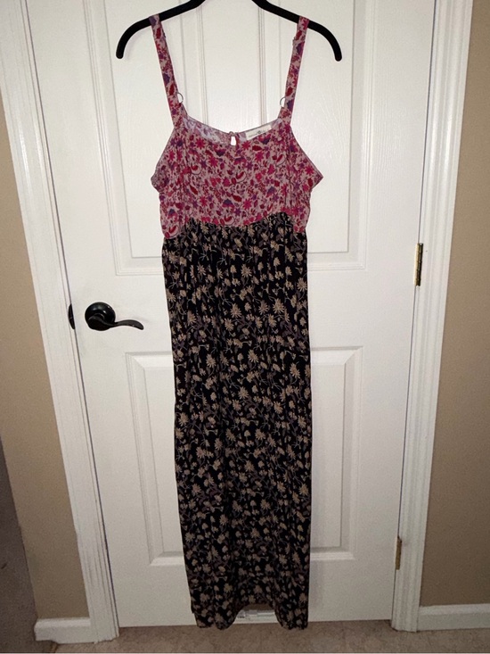 NATURAL LIFE Dresses & Skirts - NATURAL LIFE Pink and Black Floral Maxi Dress